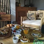 Avec Entrée Indépendante 3* Esnandes