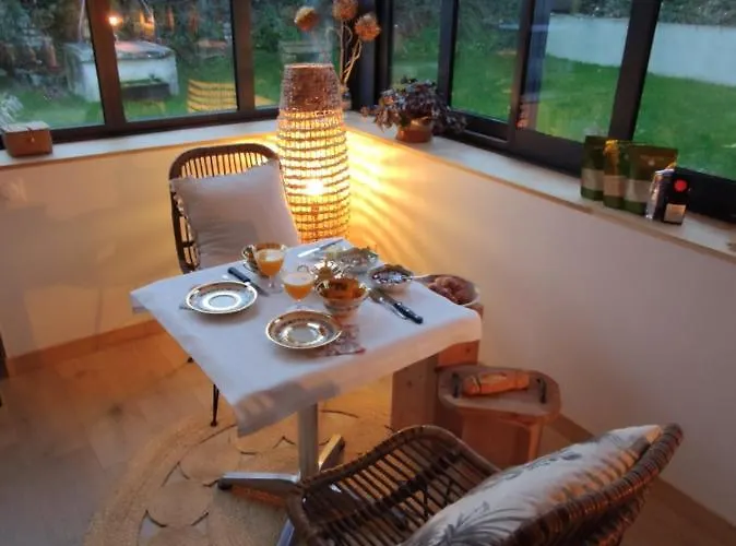 Avec Entree Independante