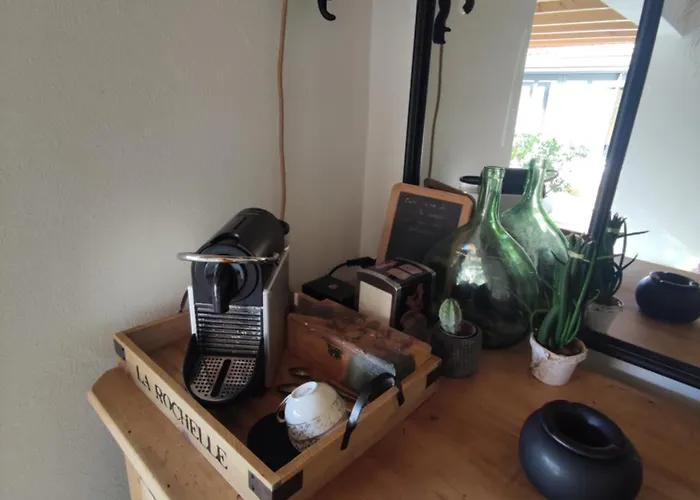 Avec Entree Independante Esnandes